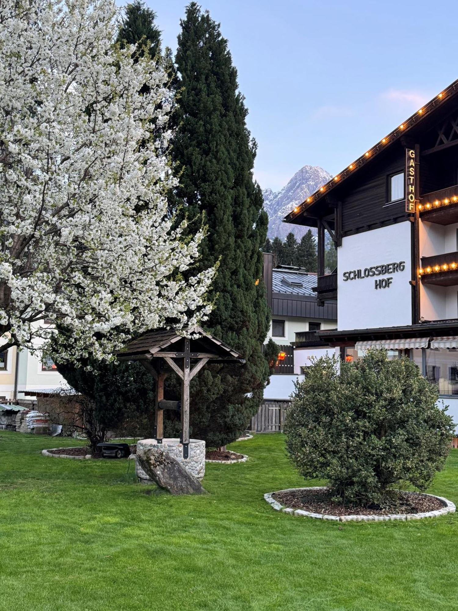 Gasthof Schlossberghof Lienz Dış mekan fotoğraf